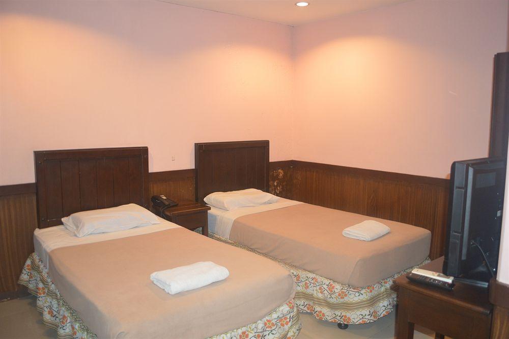 Alu Hotel Davao Zewnętrze zdjęcie