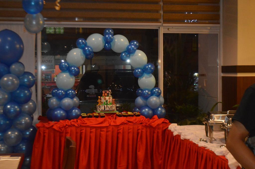 Alu Hotel Davao Zewnętrze zdjęcie