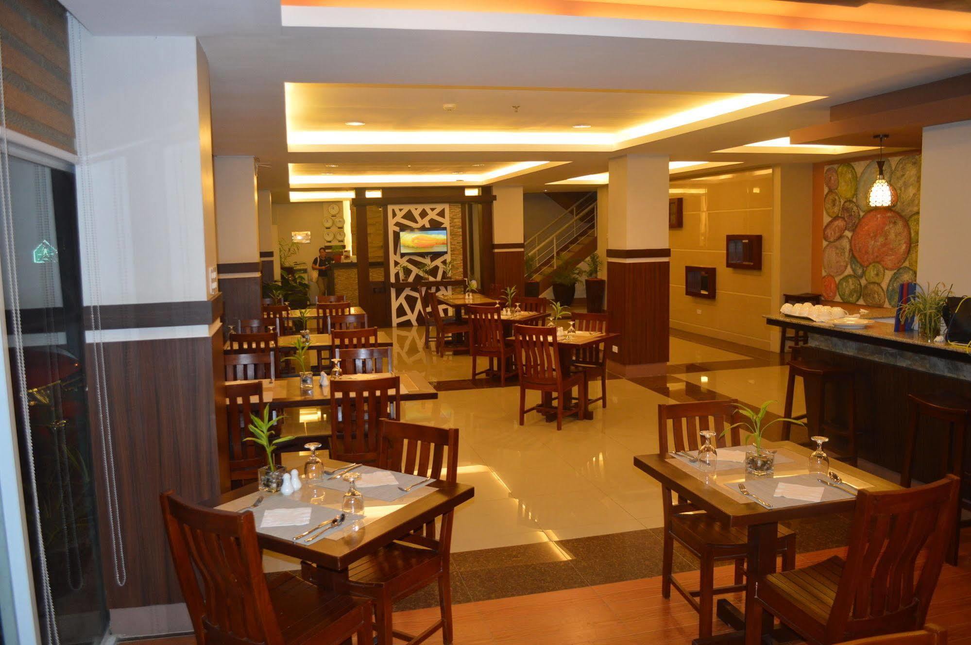 Alu Hotel Davao Zewnętrze zdjęcie