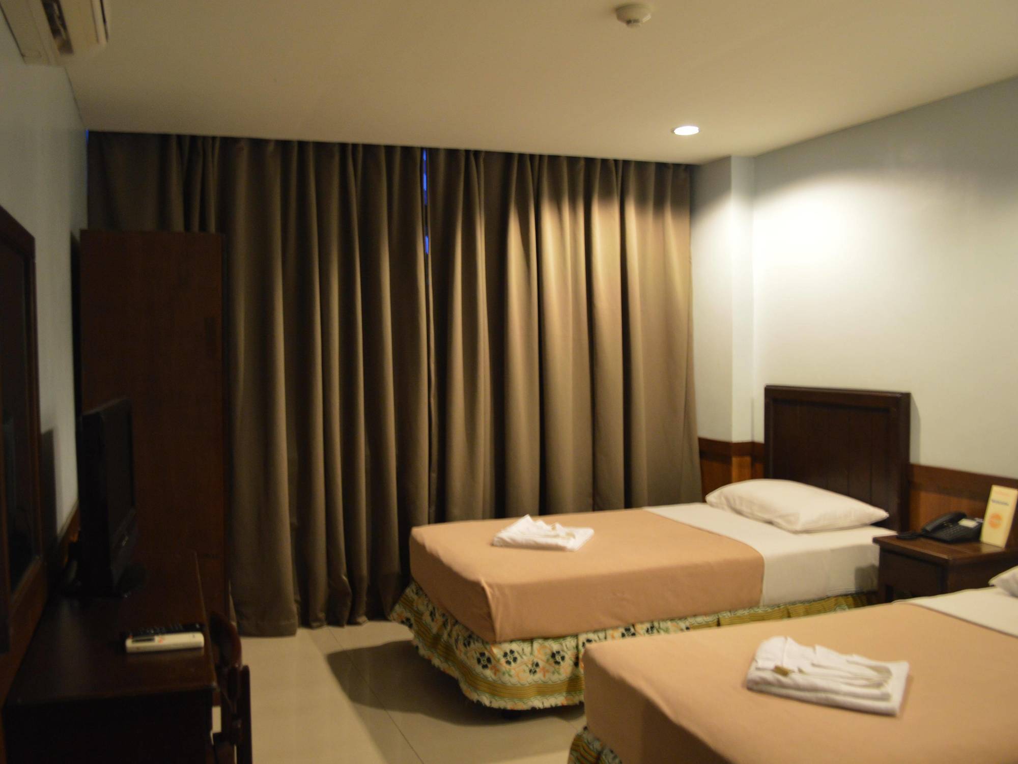 Alu Hotel Davao Zewnętrze zdjęcie