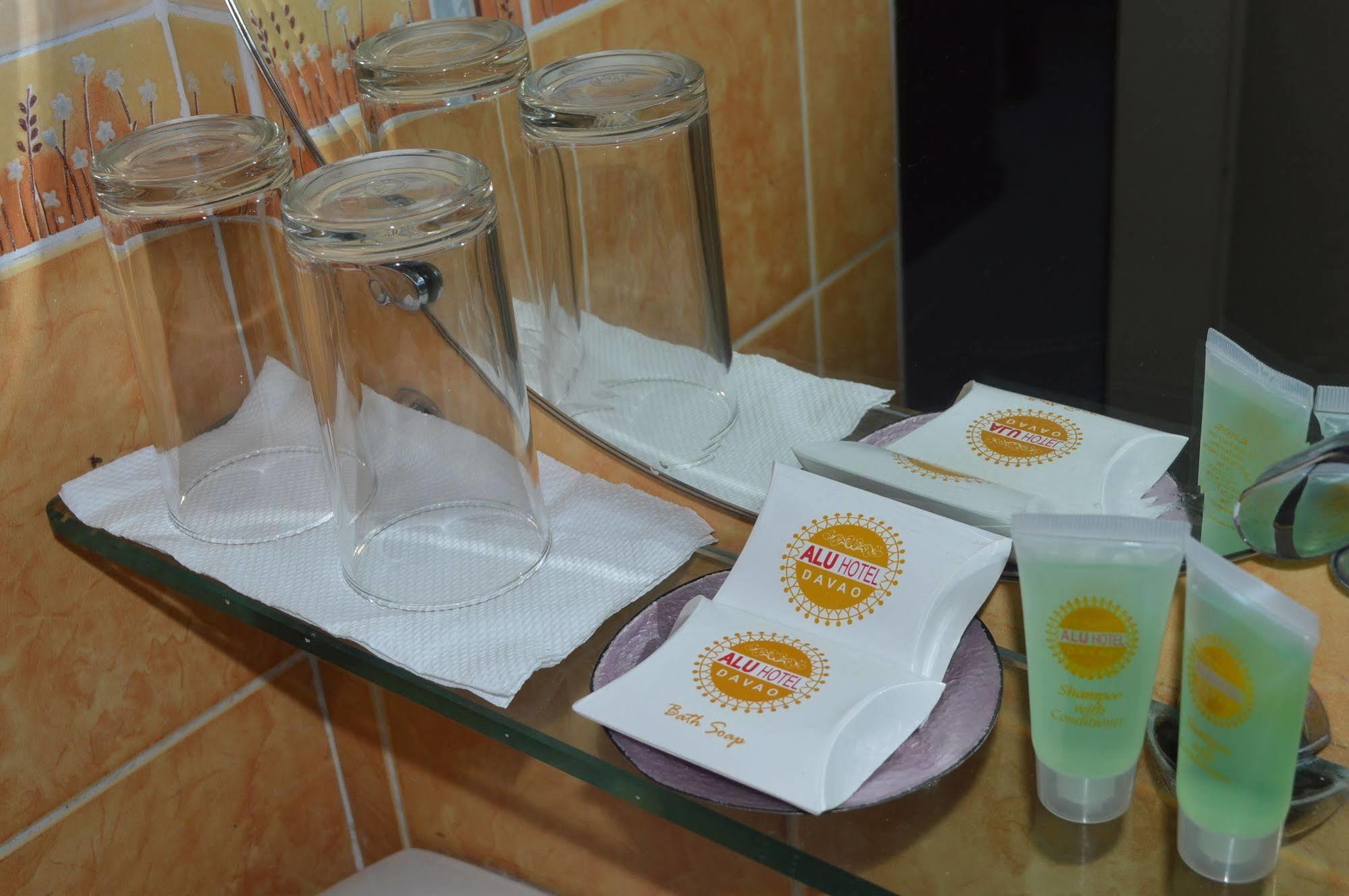 Alu Hotel Davao Zewnętrze zdjęcie